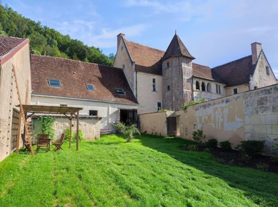 Le Gite De Sissi Lavardin  エクステリア 写真