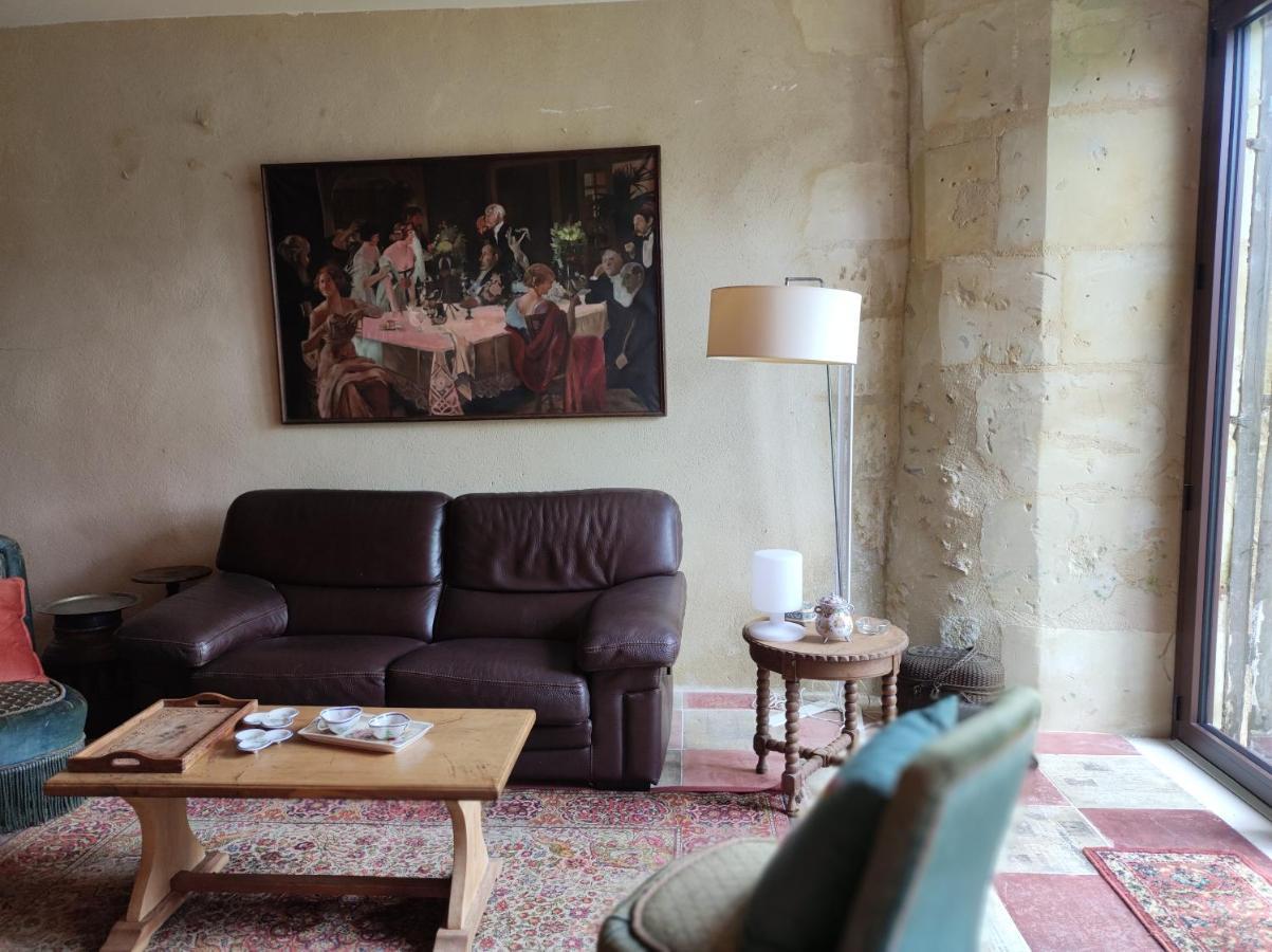 Le Gite De Sissi Lavardin  エクステリア 写真